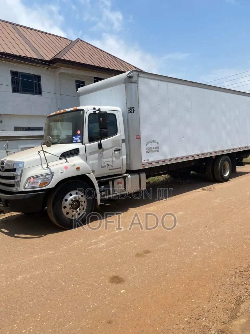 21ft Hino Box Truck for Sale – Clean Ready for Business