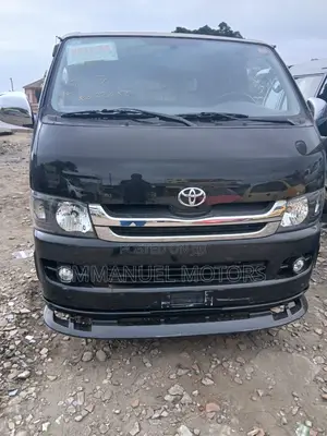 Toyota HiAce 2010 Black