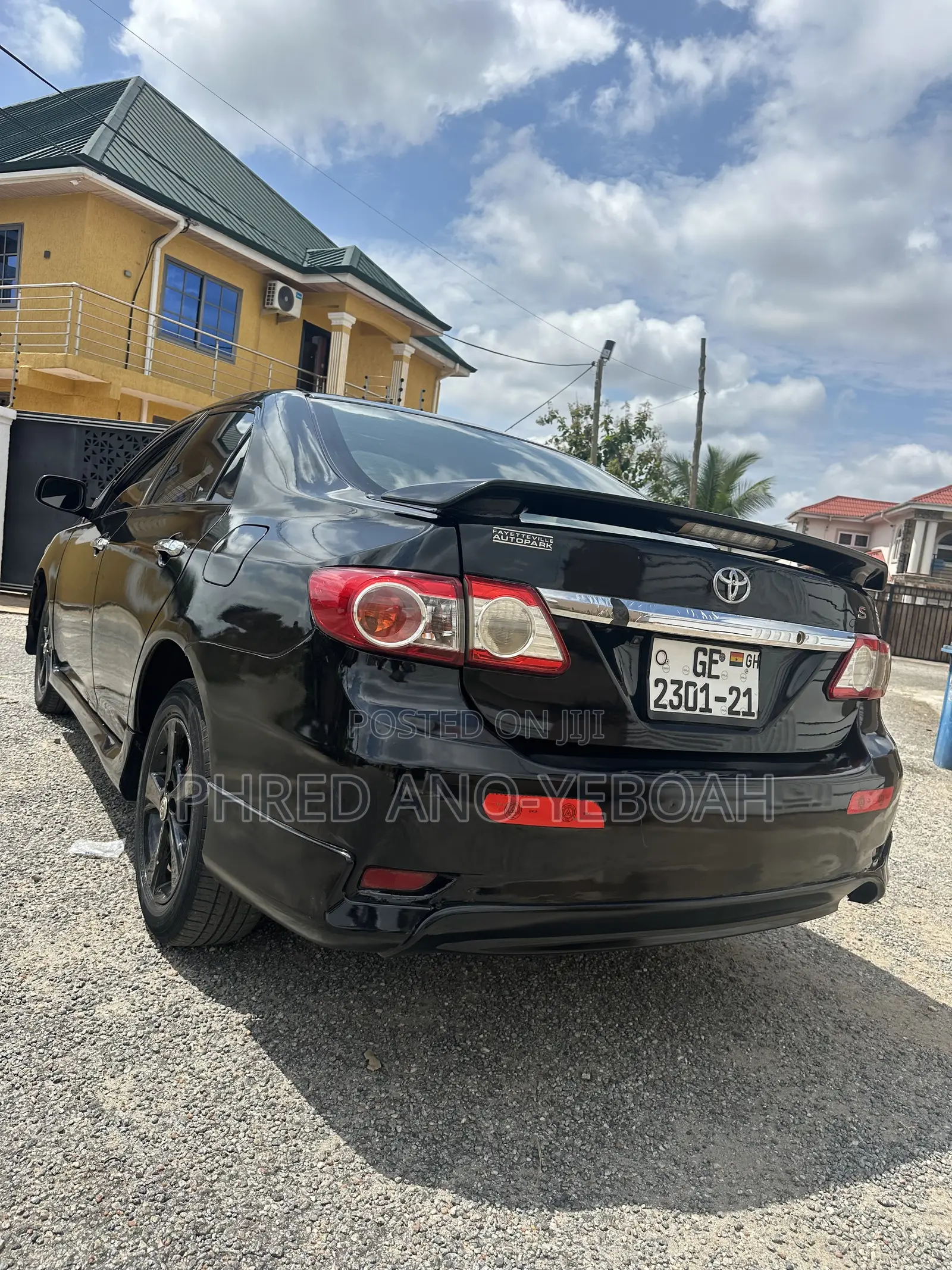 Toyota Corolla S Special Edition 4dr Sedan (1.8L 4cyl 4A) 2013 Black