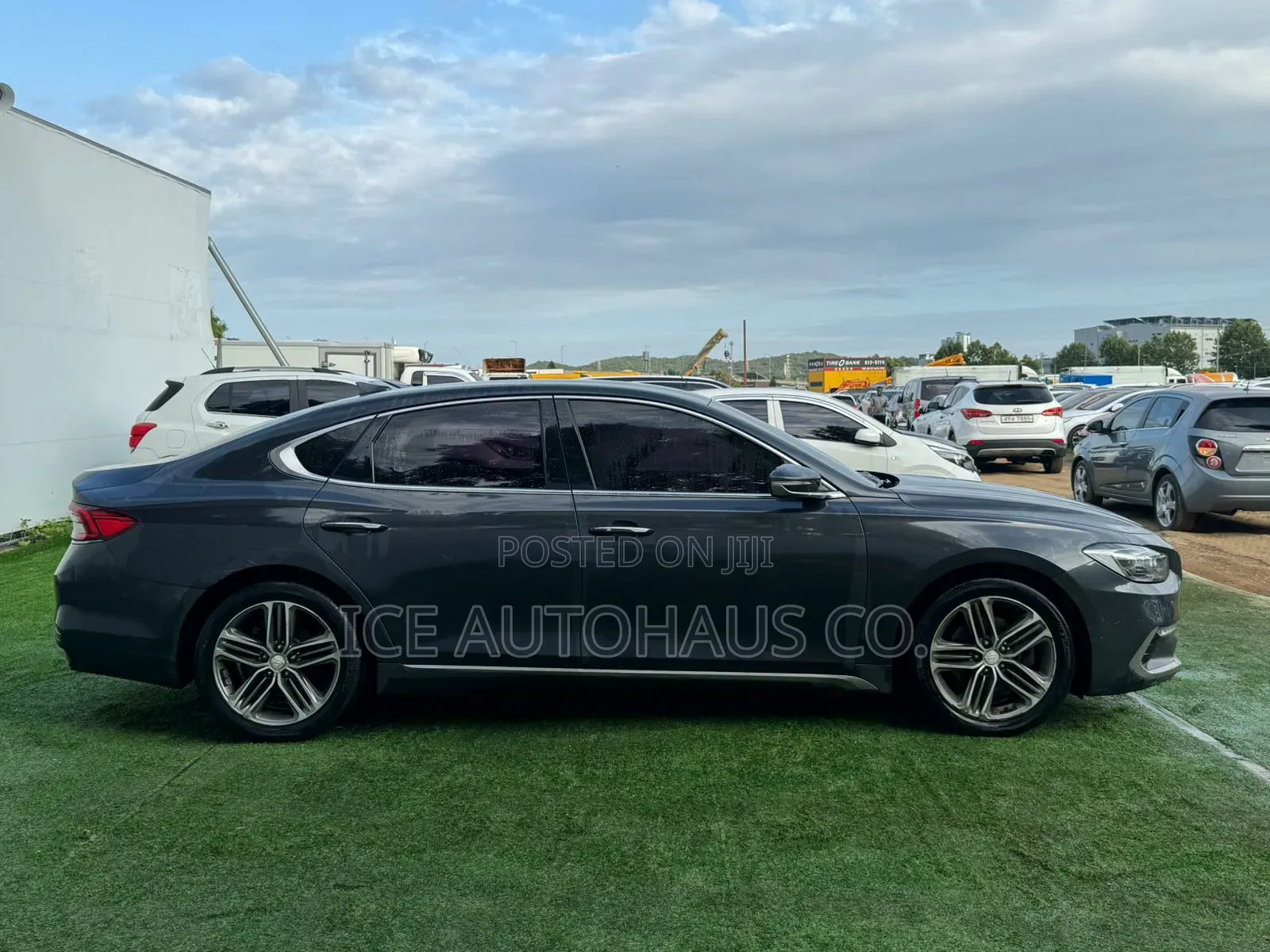Hyundai Grandeur 2018 Black