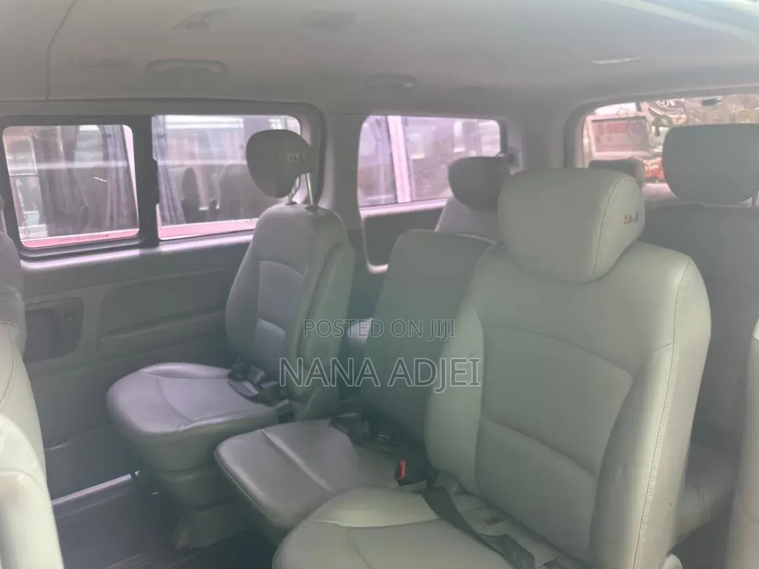Hyundai Satellite 2019 Gray
