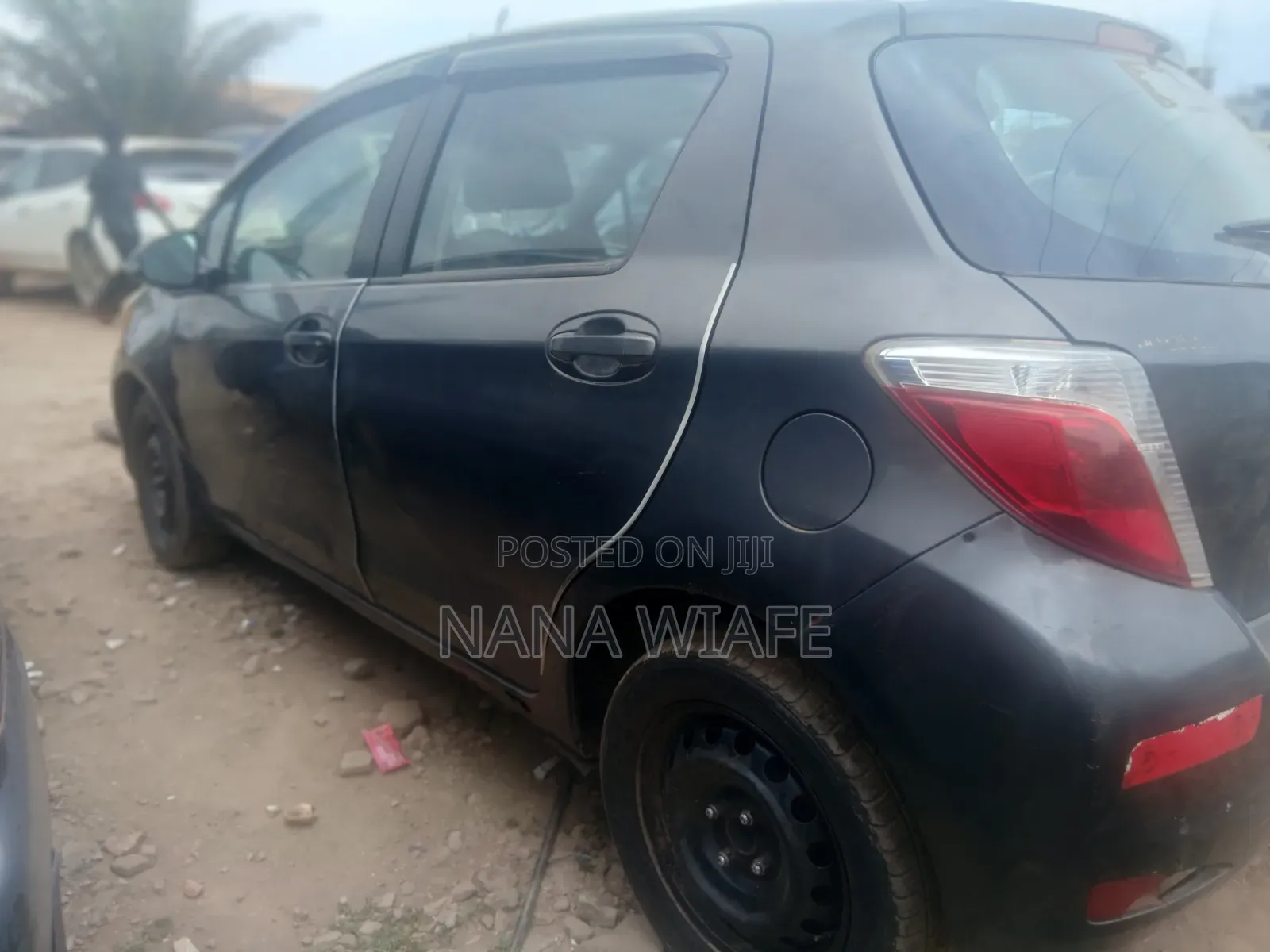 Toyota Yaris 2012 Gray