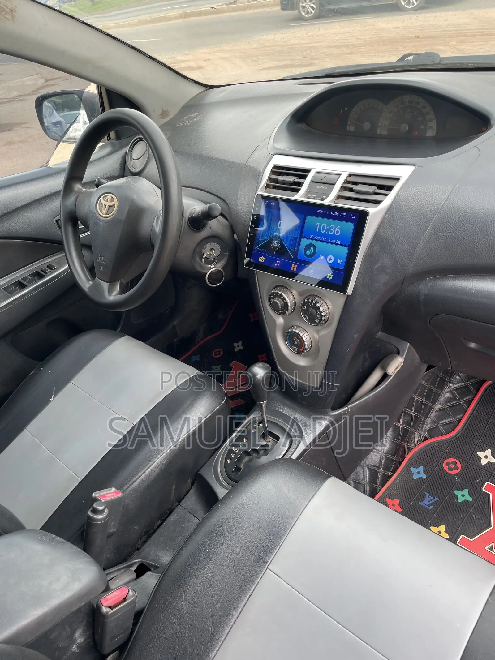 Toyota Yaris 2010 Red