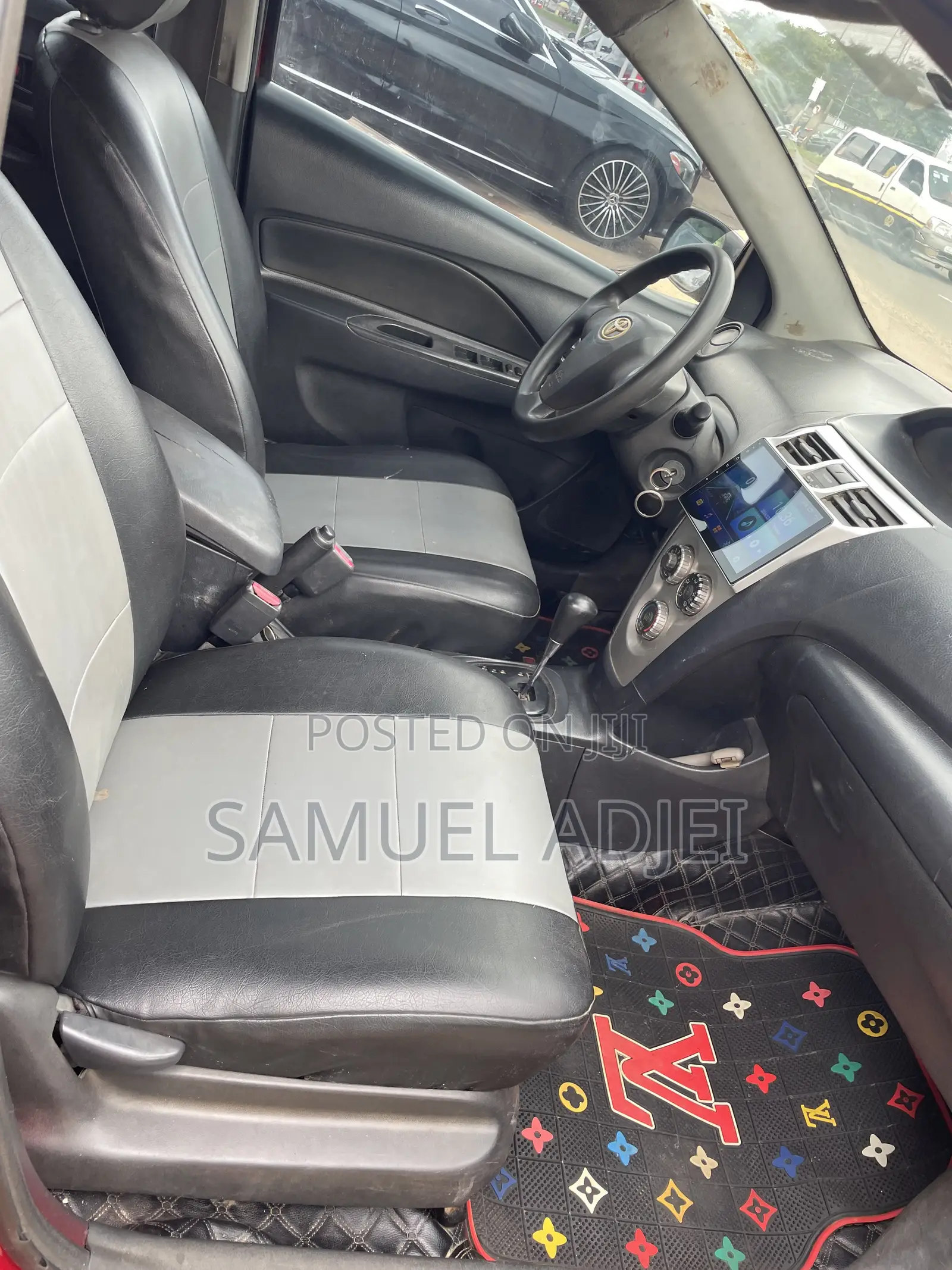 Toyota Yaris 2010 Red