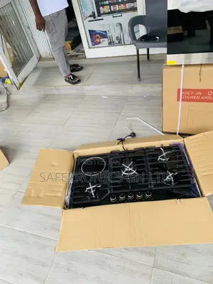 Shop Lastest < Inbuilt Kenwood 4 Gas 1 Electric Black Hob