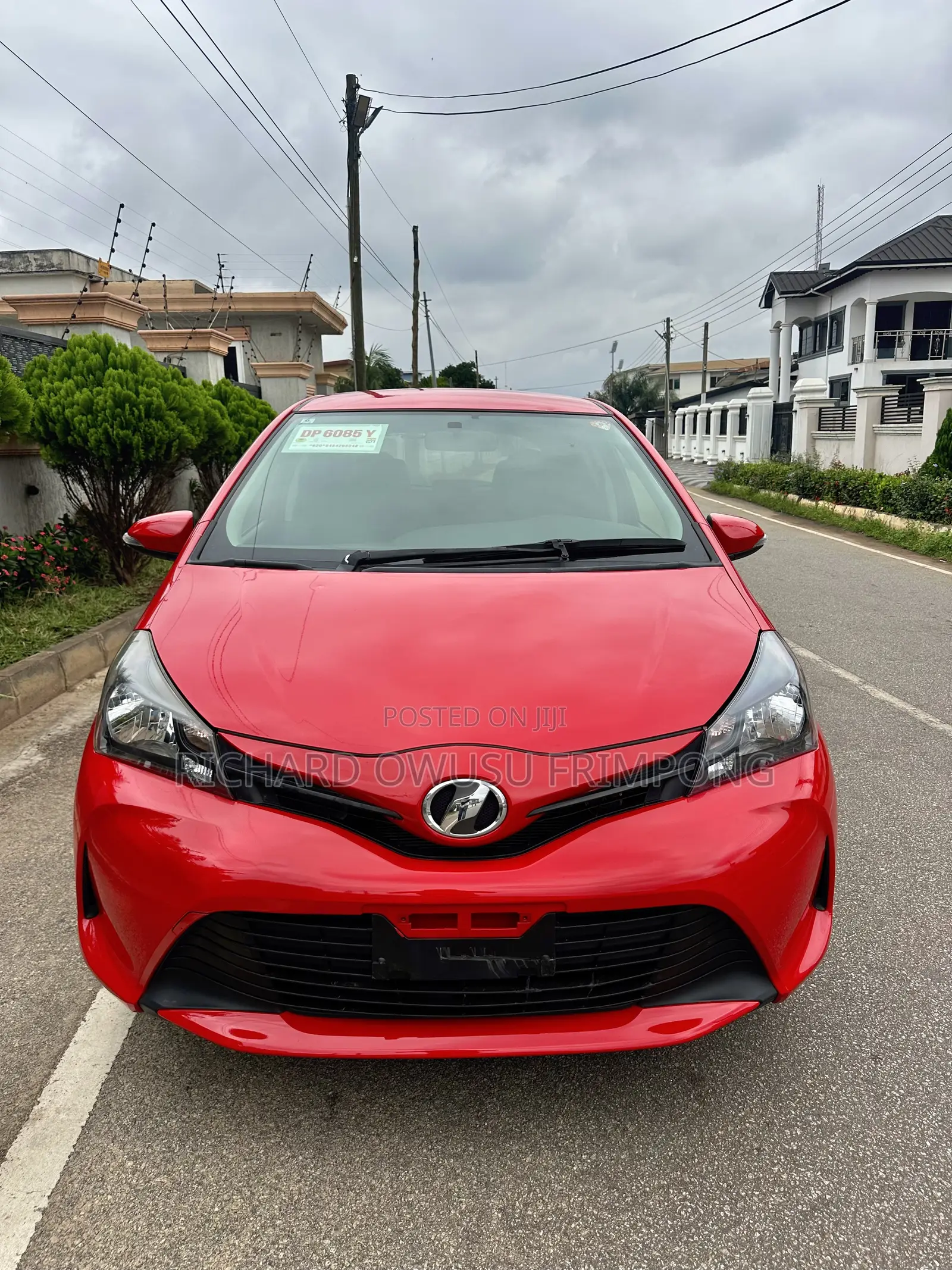 Toyota Vitz 1.3 AWD 5dr 2014 Red