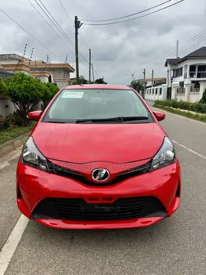 Toyota Vitz 1.3 AWD 5dr 2014 Red