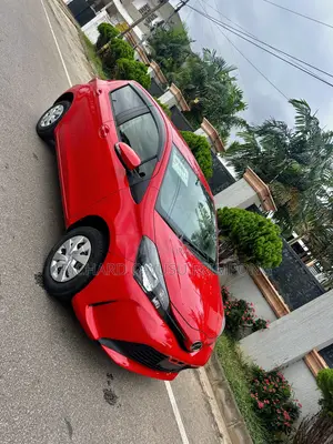 Toyota Vitz 1.3 AWD 5dr 2014 Red
