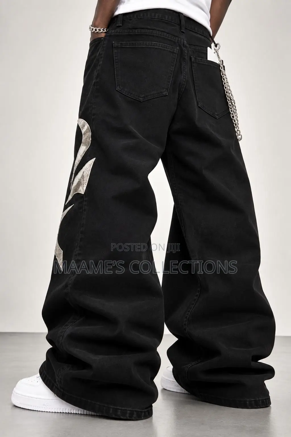 Trendy Men’s Loose Fit Denim Trousers