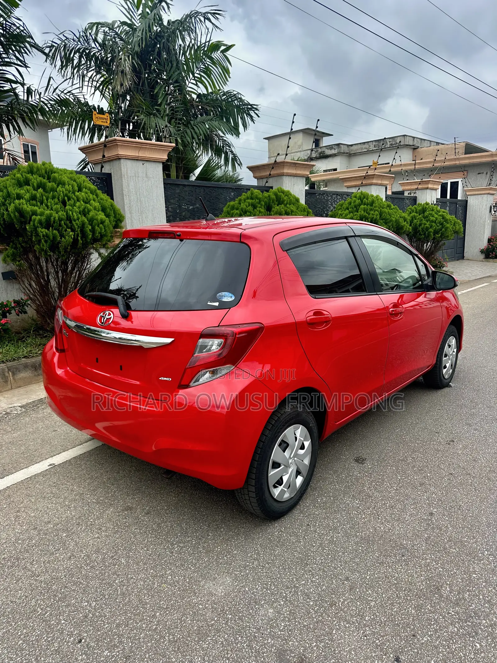 Toyota Vitz 1.3 AWD 5dr 2014 Red