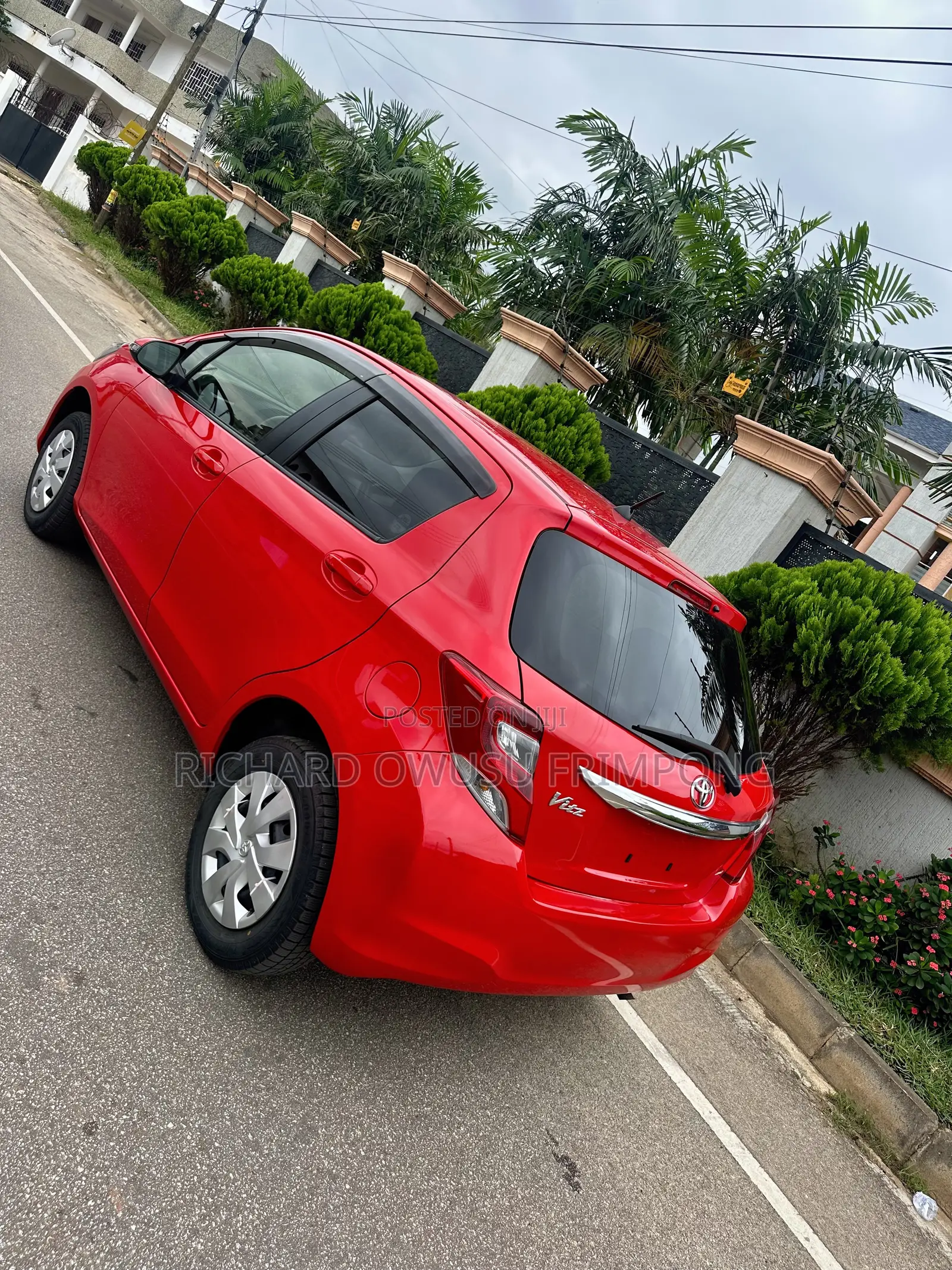 Toyota Vitz 1.3 AWD 5dr 2014 Red