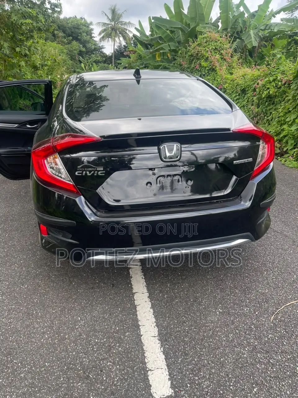 Honda Civic Touring Sedan 2019 Black
