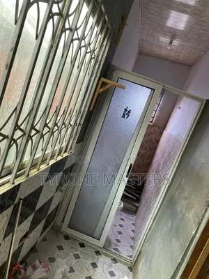 1bdrm Room & Parlour in Trade Fair for rent