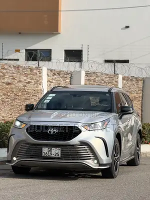 Toyota Highlander XSE 2021 Gray