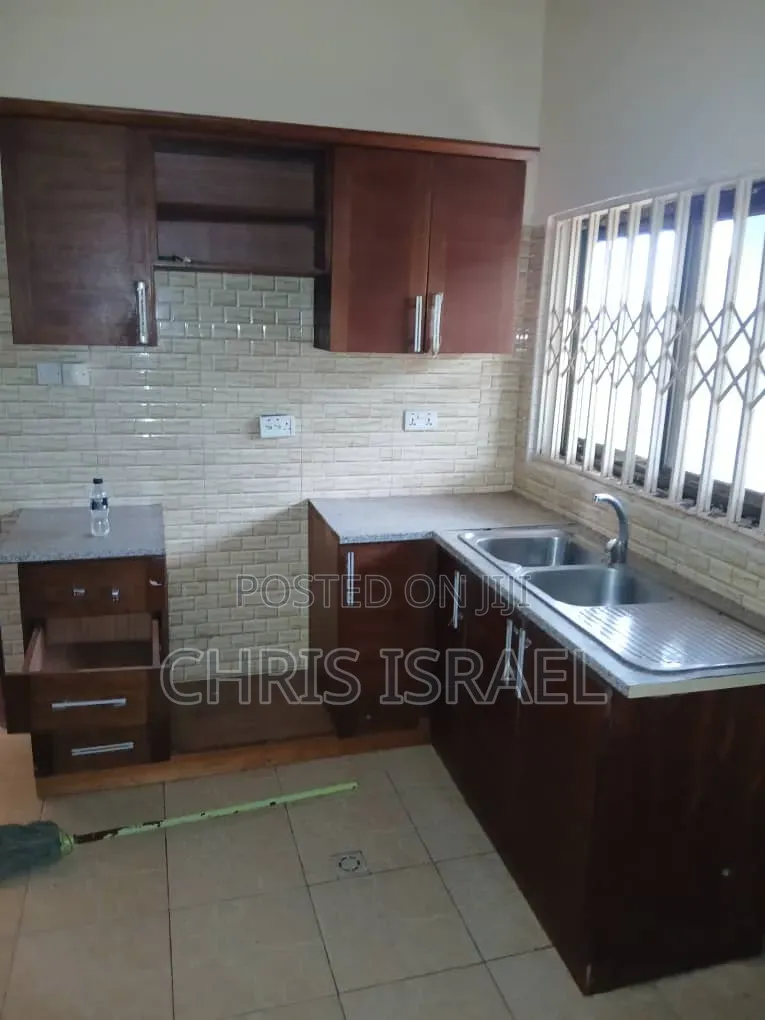 4bdrm House in Valley View for rent