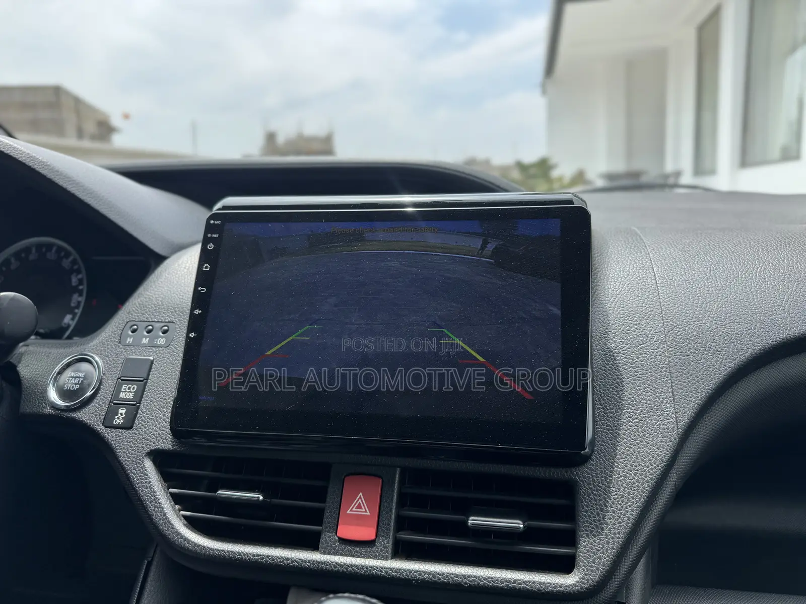 Toyota Voxy ZS 4WD 8-Seater 2014 Black