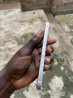 Apple iPhone 13 128 GB White