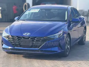 Hyundai Elantra 2024 Blue