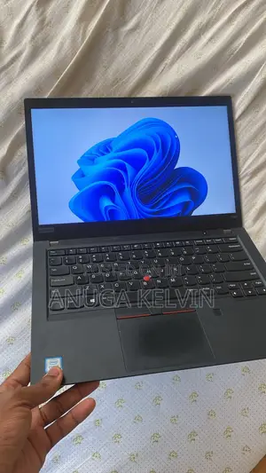 Laptop Lenovo ThinkPad T490s 16GB Intel Core i5 SSD 256GB