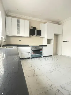 4bdrm House in Adenta Aviation, Ga East Municipal for sale