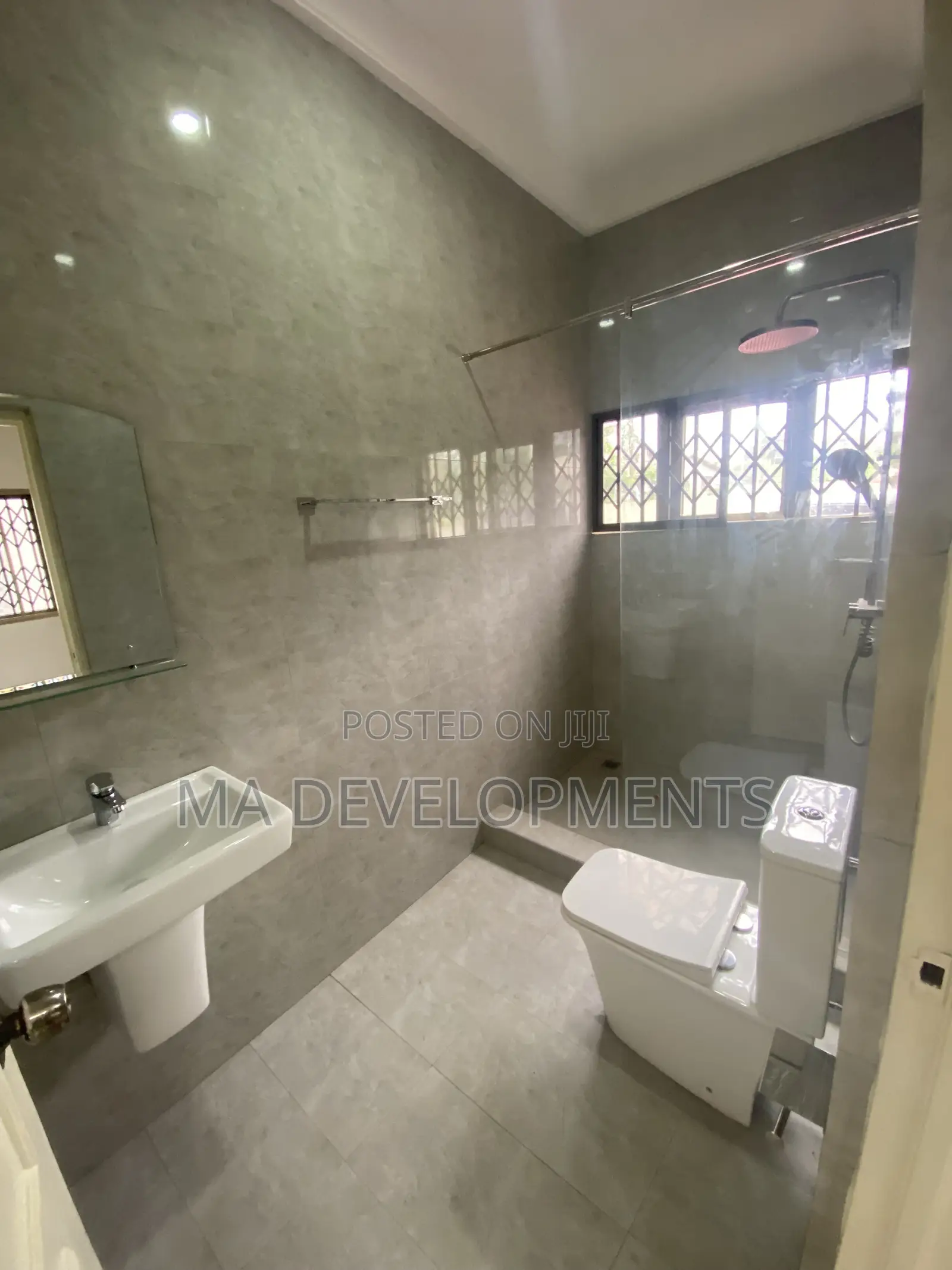 2bdrm Apartment in Achimota for rent