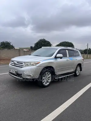 Toyota Highlander Limited 2012 Silver