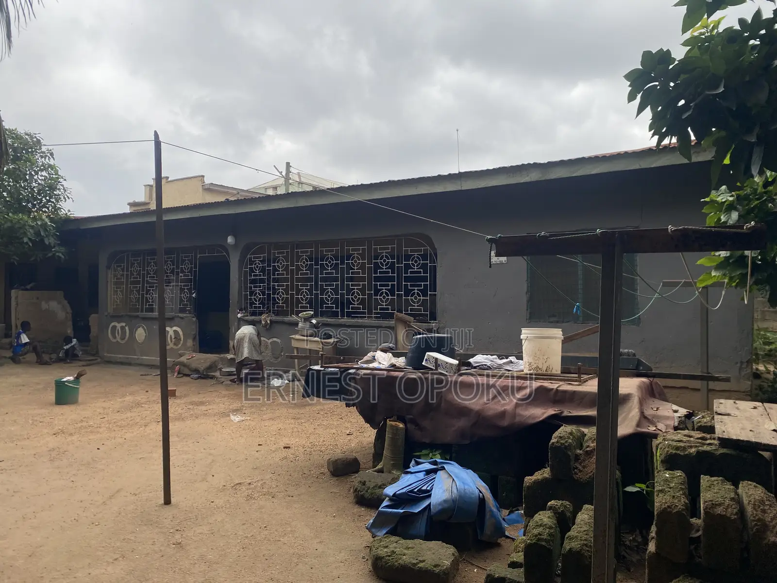 7bdrm House in Kumasi Metropolitan for sale