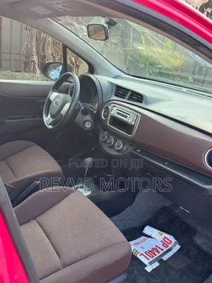 Toyota Vitz 2011 Pink