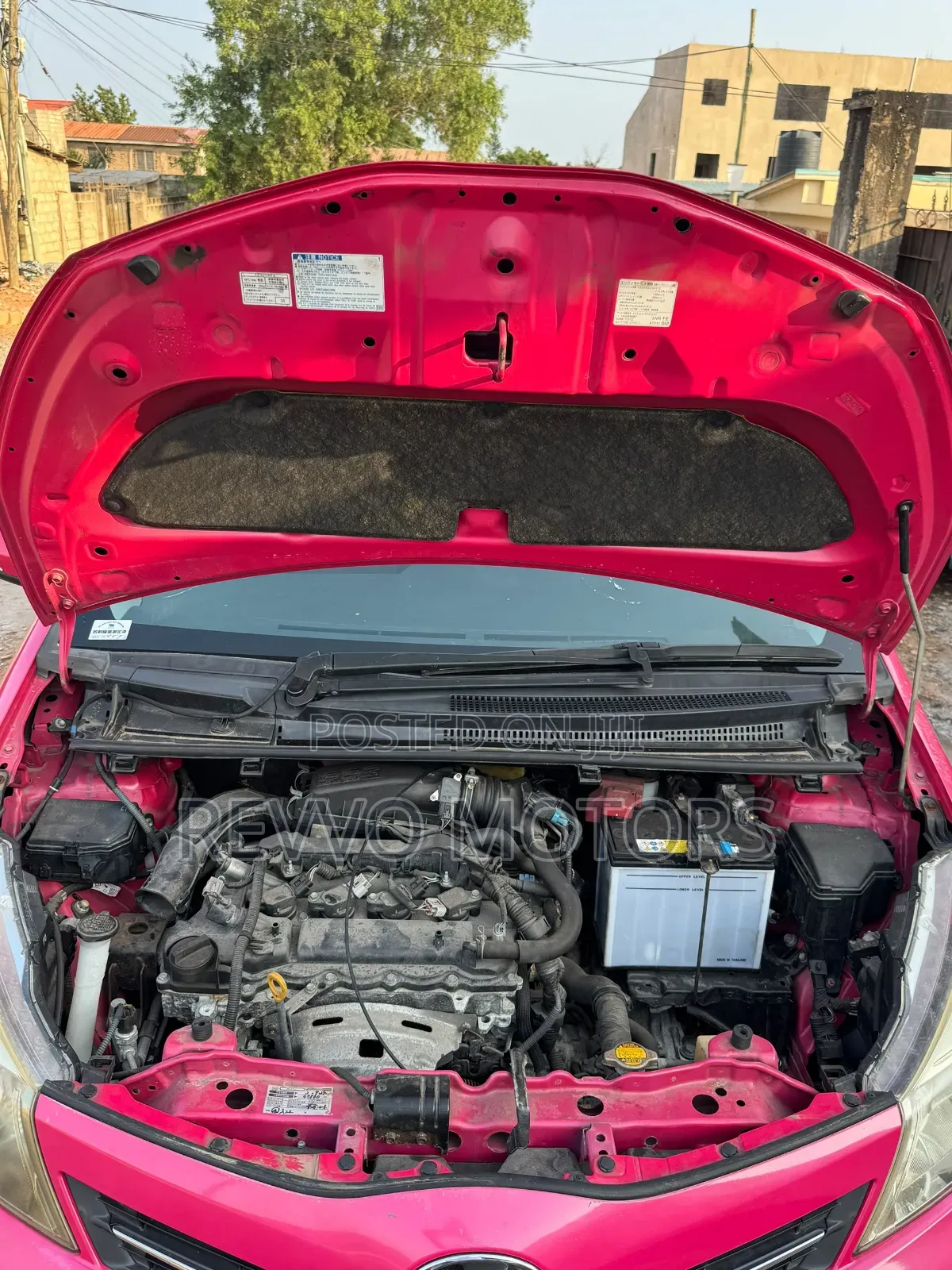 Toyota Vitz 2011 Pink