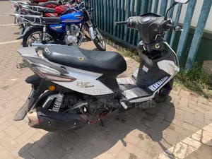 Kymco 2008 White