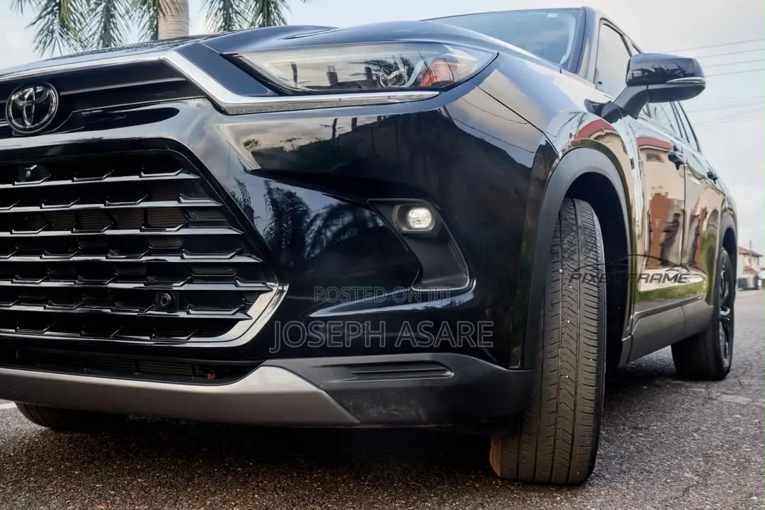 Toyota Grand Highlander Limited AWD 2024 Black