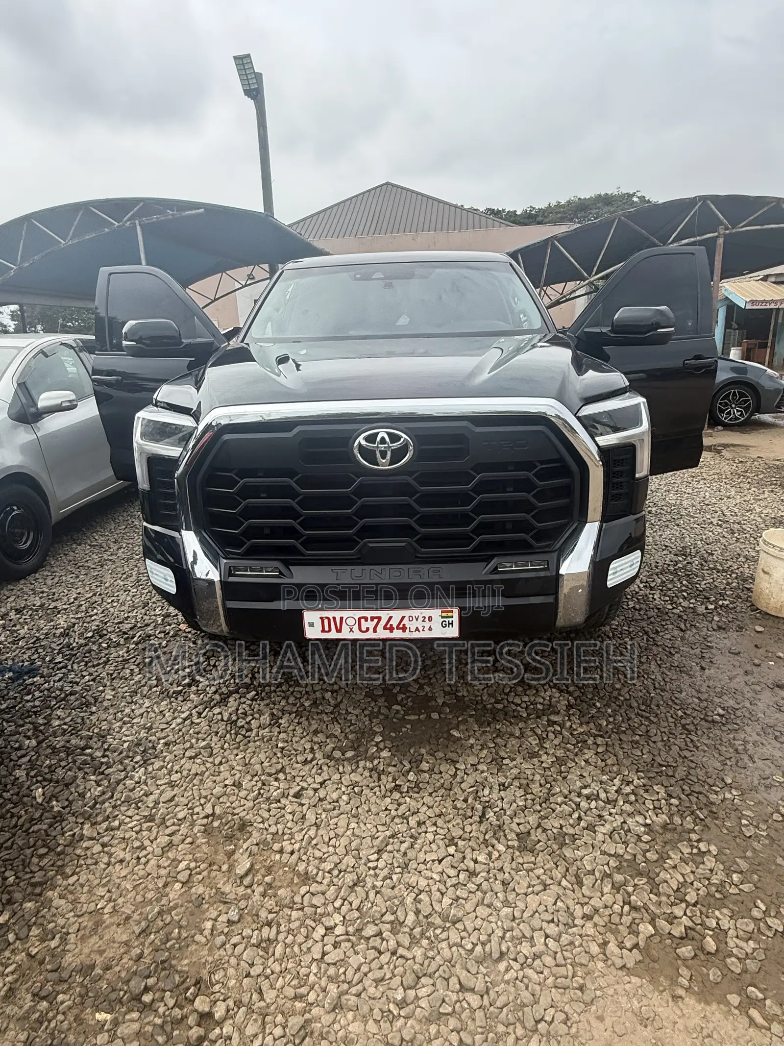 Toyota Tundra SR5 CrewMax 6.5' Bed 2024 Black