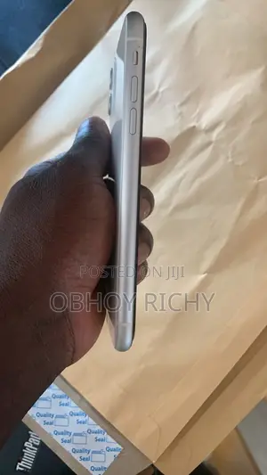 Apple iPhone 11 256 GB White