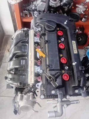 Hyundai Elantra 2.0 Engine