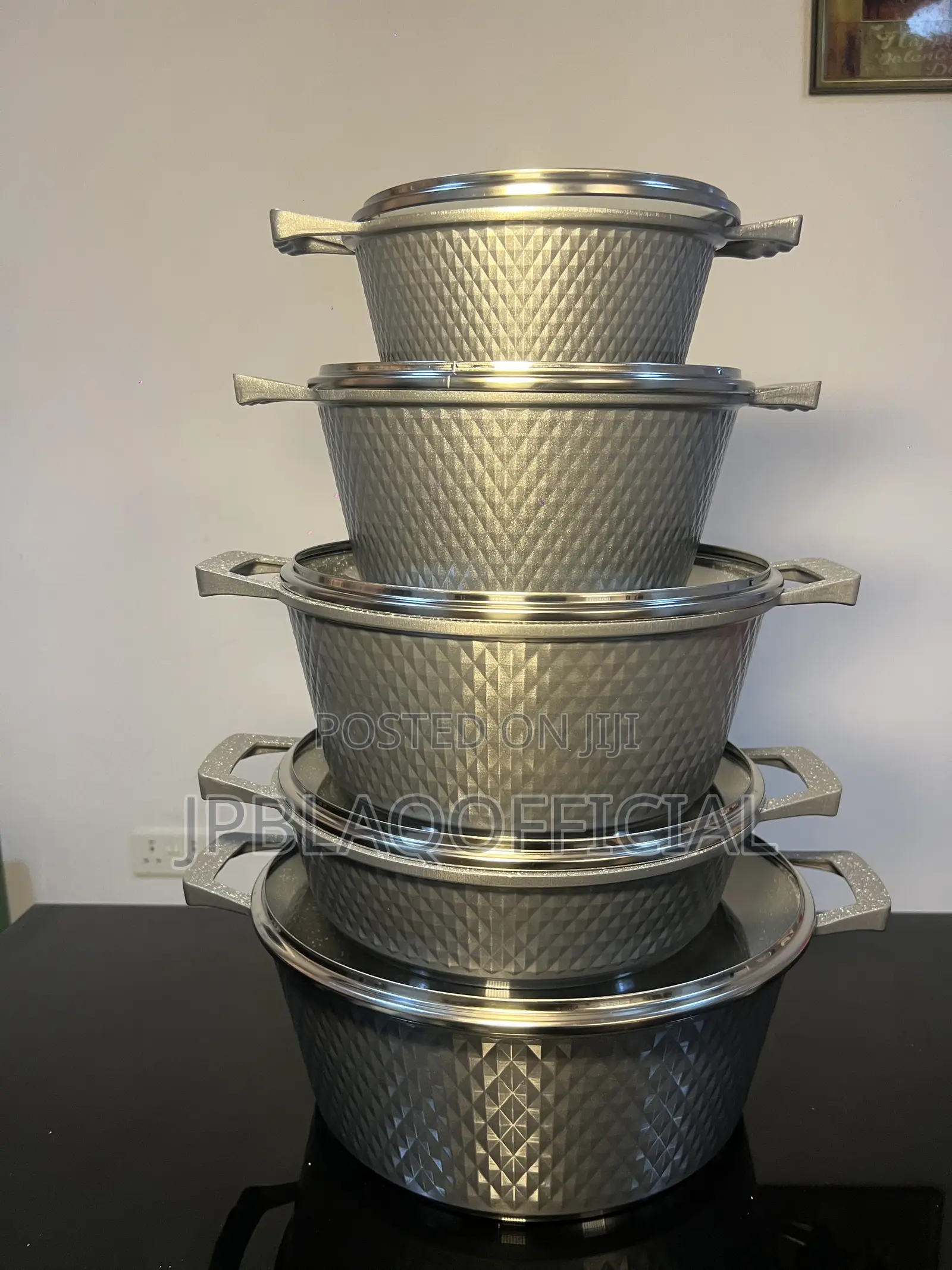 Upgrade Your Kitchen With Premium Granite Cookware!
