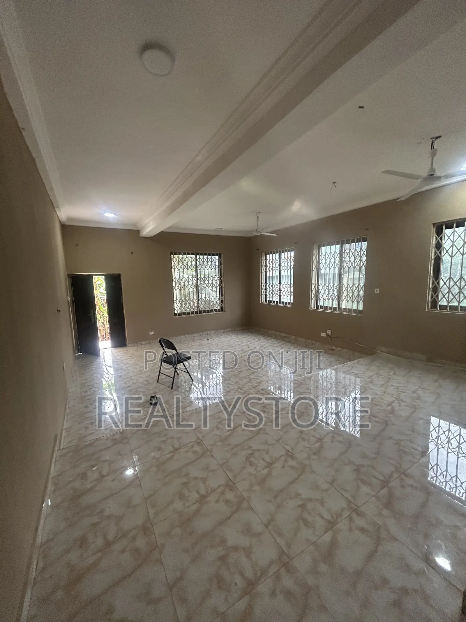 3bdrm Apartment in Kwabenya, Accra Metropolitan for rent