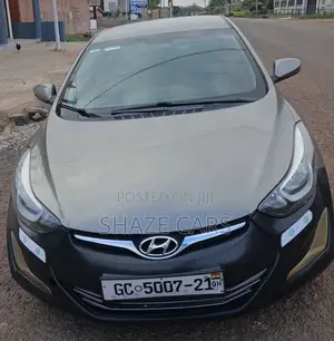 Hyundai Elantra 2015 Gold