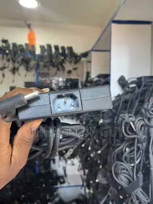 The Original HP 200 Watts Charger