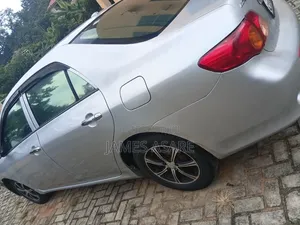 Toyota Corolla 2010 Silver