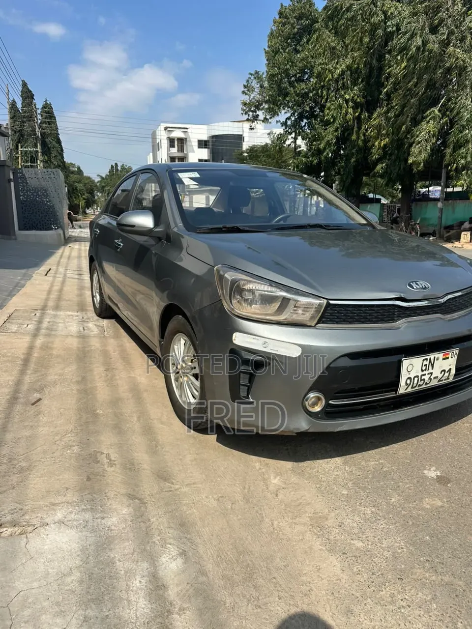 Kia Pegas 2021 Gray