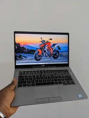 Laptop Dell Inspiron 13 7300 8GB Intel Core i7 SSD 256GB