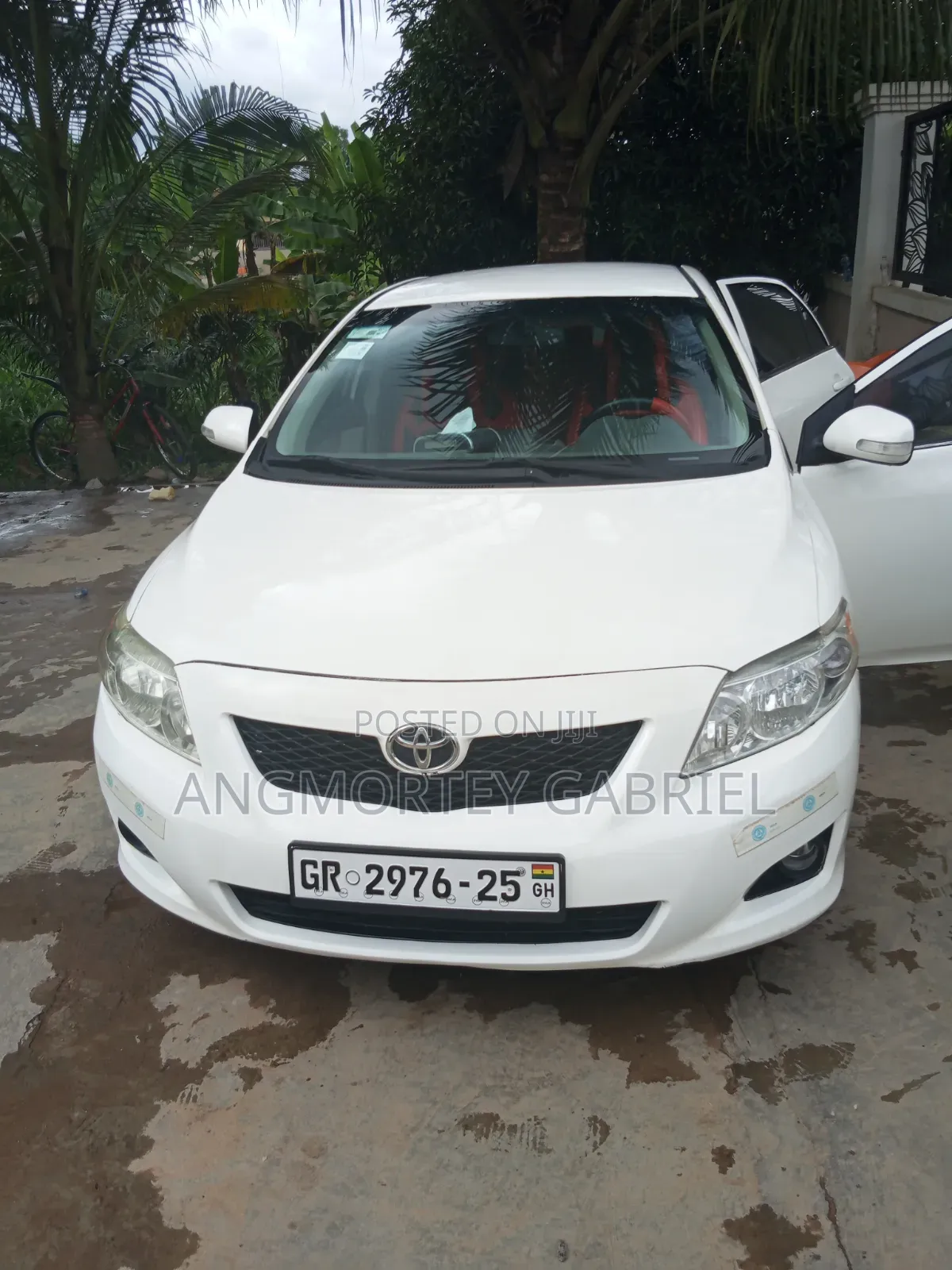 Toyota Corolla 2010 White