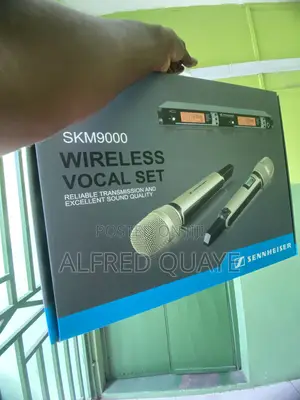 SKM9000 Wireless Vocal Set
