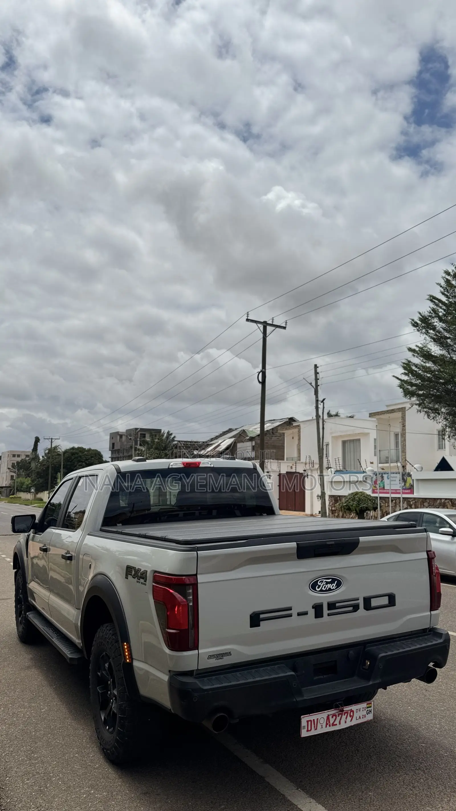Ford F-150 STX 4WD SuperCab 6.5' Box 2025 Silver