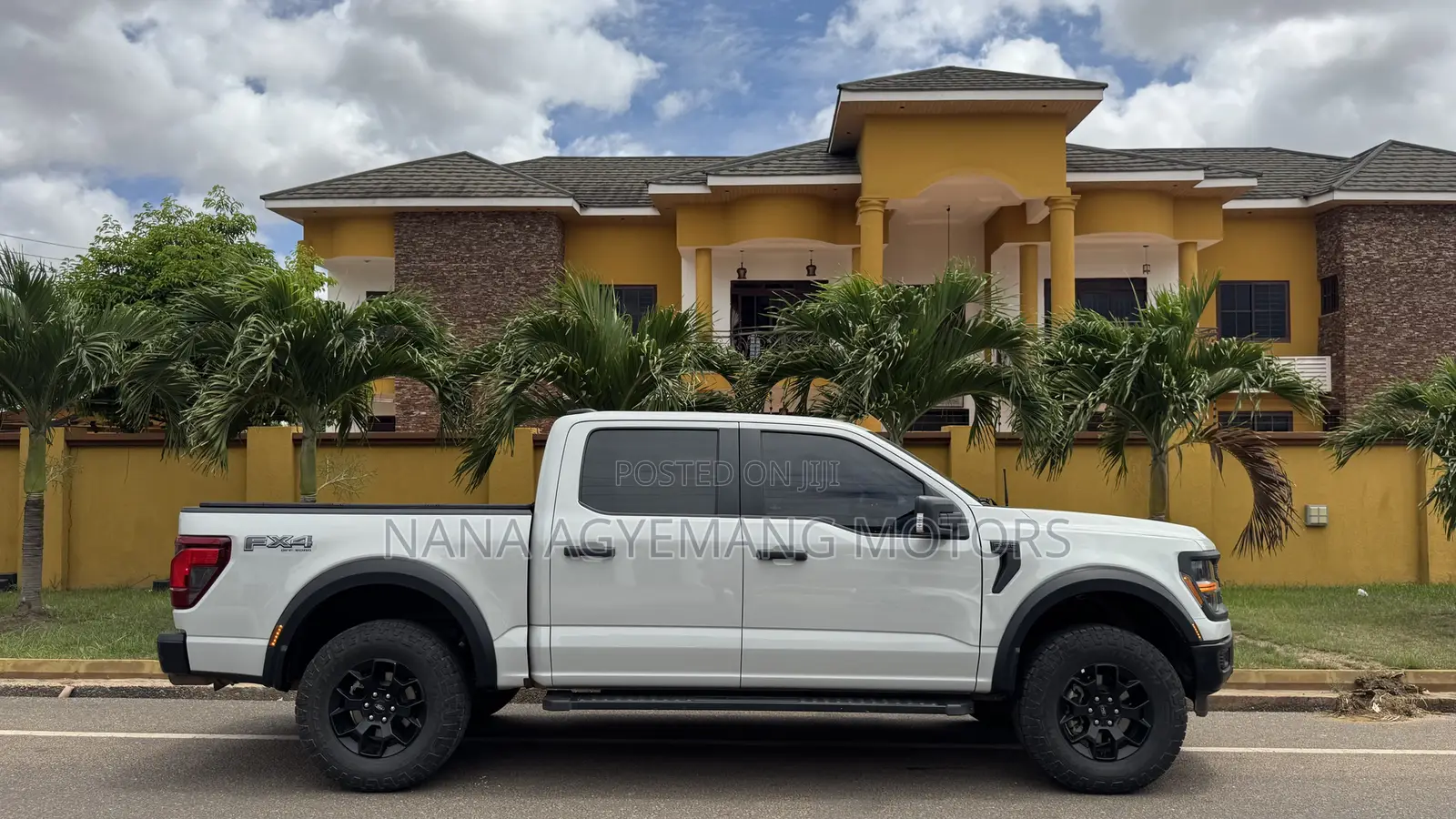 Ford F-150 STX 4WD SuperCab 6.5' Box 2025 Silver