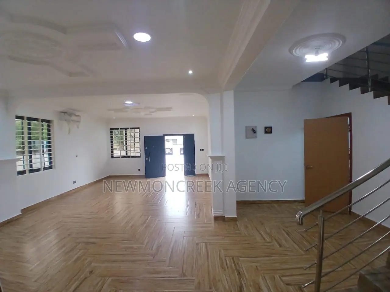 4bdrm Duplex in Ayi Mensah Toll, Accra Metropolitan for sale