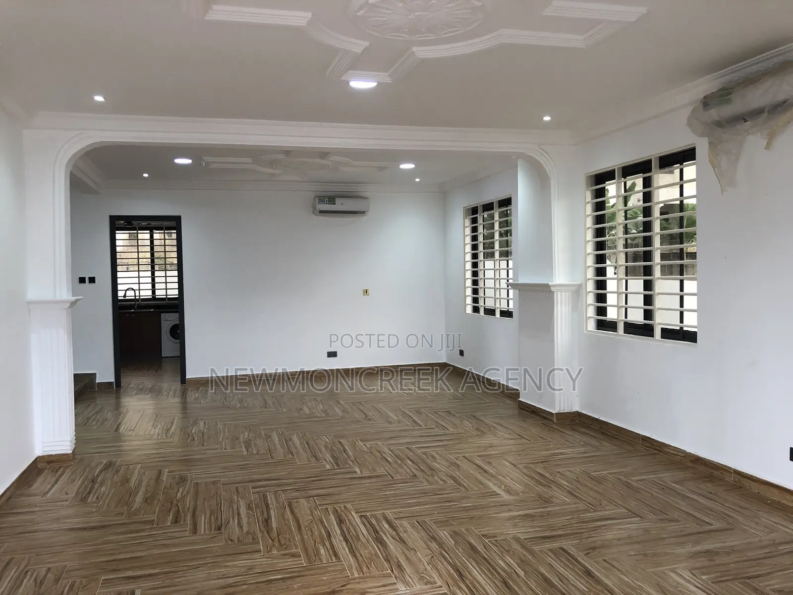 4bdrm Duplex in Ayi Mensah Toll, Accra Metropolitan for sale