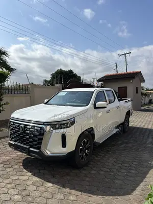 New Changan Hunter Plus 2.0 Petrol 4x4 2023 White