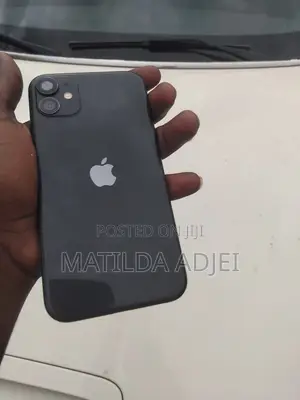 Apple iPhone 11 64 GB Black