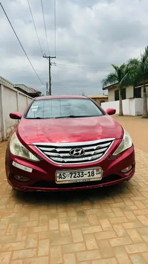 Hyundai Sonata SE 2.0T Sedan FWD (2.0L 4cyl 6A) 2013 Red